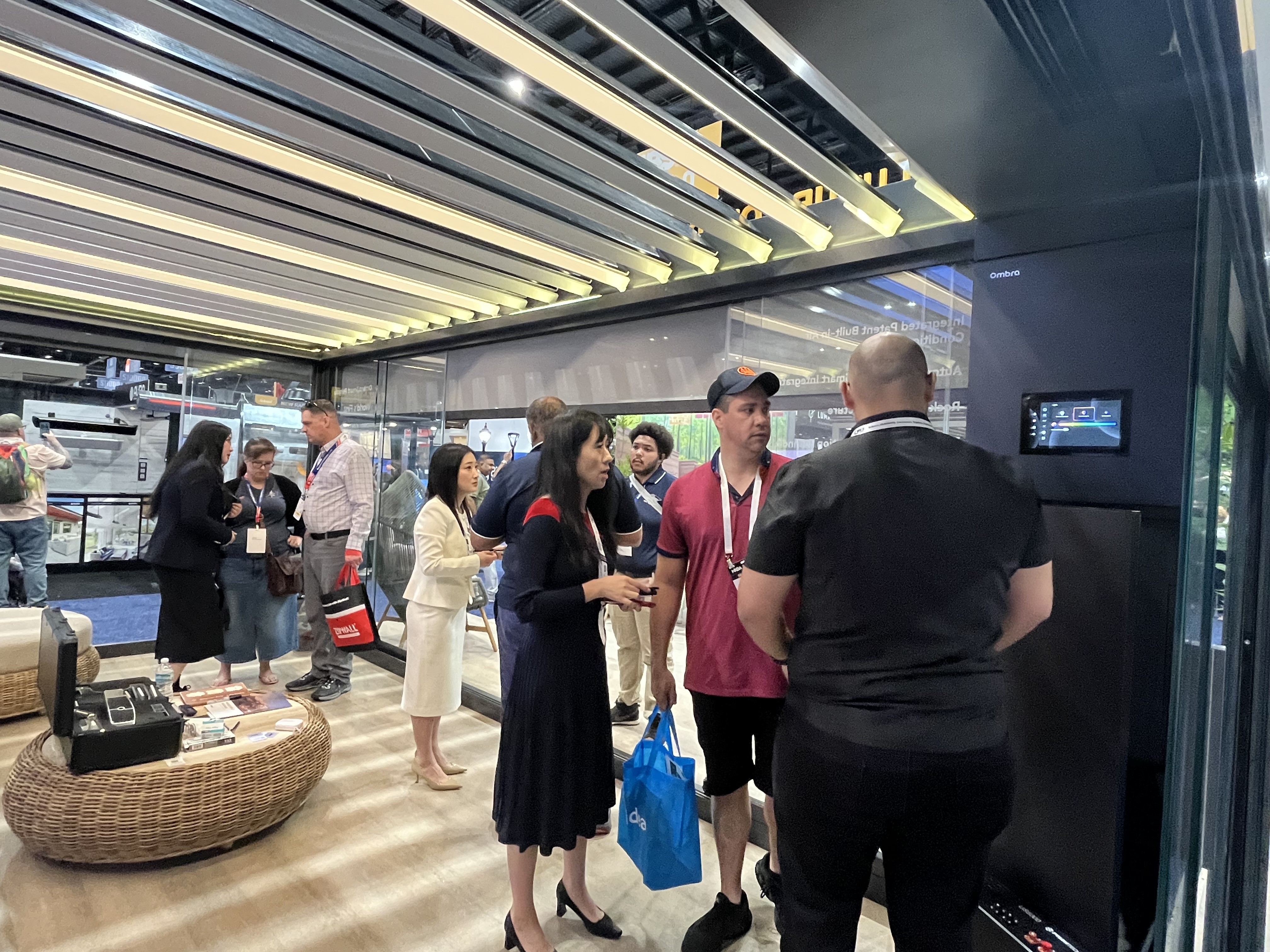 破解戶外生活痛點(diǎn)！Ombra亮相美國(guó)IBS展會(huì)，引爆戶外藍(lán)海市場(chǎng)新想象