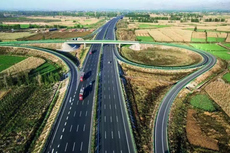 國(guó)內(nèi)最長(zhǎng)！卡本57米預(yù)應(yīng)力碳板落地呼和浩特