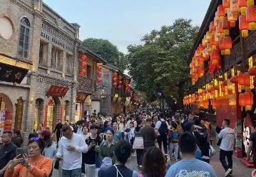 超700億元！福建春節(jié)消費市場年味濃、活力足、人氣旺