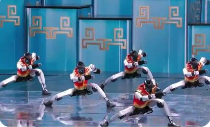 創(chuàng)造多項全球第一 宇樹機器人春晚現(xiàn)場秀出“賽博真功夫”