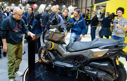 出口創(chuàng)近年新高 中國摩托車憑什么在海外“狂飆”