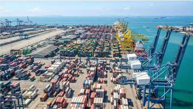 代表委員熱議縱深推進(jìn)全國(guó)統(tǒng)一大市場(chǎng)建設(shè)