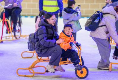 南方冰雪經(jīng)濟(jì)升溫 多元業(yè)態(tài)開(kāi)拓新市場(chǎng)