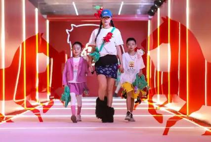 為“懂我”下單——情緒消費(fèi)背后隱藏的經(jīng)濟(jì)密碼