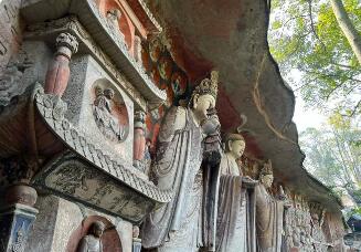 大足石刻中小石窟年內將實現(xiàn)保護設施全覆蓋