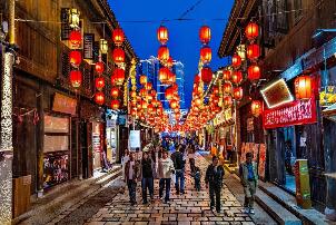 這個春節(jié)，“21℃的城市”安順為何熱度爆表？