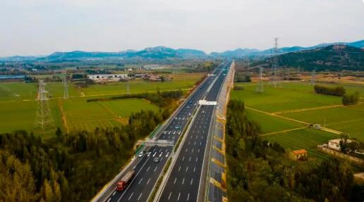 不止修路！山東高速用硬核“答卷”詮釋新時(shí)代國(guó)企擔(dān)當(dāng)