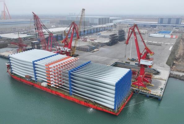 招商局集團(tuán)創(chuàng)全國風(fēng)電葉片出口單船最大裝載量紀(jì)錄