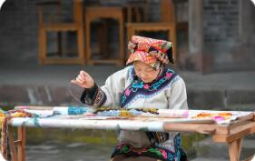 四川為藏羌織繡、道明竹編、自貢彩燈等搭建版權(quán)交易平臺(tái)