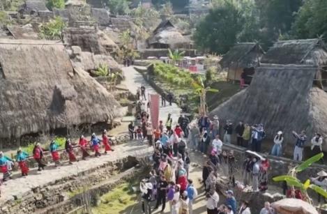 城市魅力透過(guò)光影轉(zhuǎn)化為文旅“流量” 電影取景地變身“沉浸式旅居”目的地