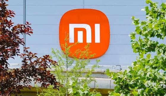 小米計(jì)劃未來(lái)三年在AI領(lǐng)域投入資金超600億元