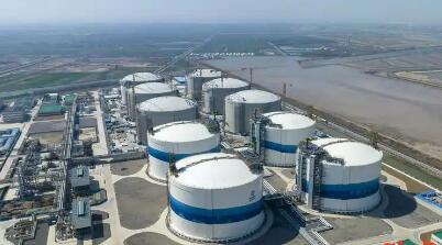 中國海油年度業(yè)績發(fā)布：儲量產(chǎn)量再創(chuàng)新高 盈利韌性持續(xù)增強