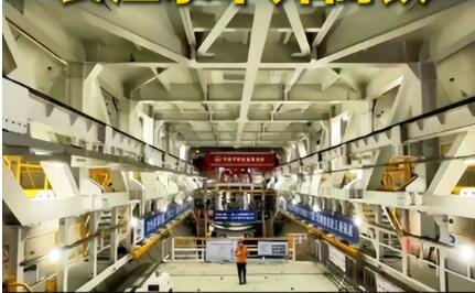 最大、首艘！中國“超級裝備”密集上新