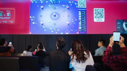 ?科技感滿滿！海底撈吸引“Z世代”的方法很新潮