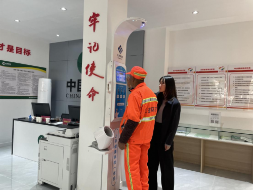 銅川市城區(qū)煙草專賣局黨群服務(wù)中心讓群眾愿意來經(jīng)常來