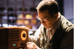 曾獲設(shè)計(jì)界“奧斯卡”獎(jiǎng)的貓王音響，為何布局投影儀？