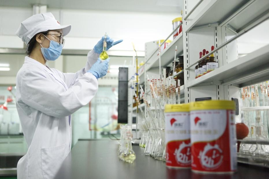  君樂寶旗幟奶粉首批通過嬰配粉新國標(biāo) 引領(lǐng)國產(chǎn)奶粉品質(zhì)時代