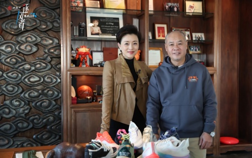 楊瀾對話李寧：無論身份如何轉(zhuǎn)換，我都是最真實的自己