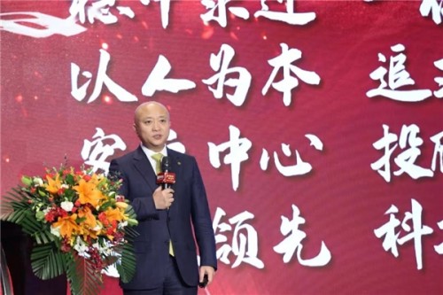  恒天財富周斌：下一個十年，服務(wù)向善，逐光而行！