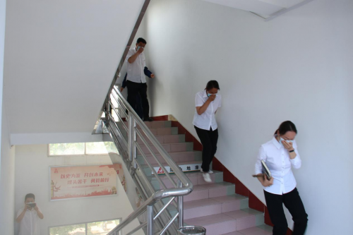 河南桐柏縣煙草專賣局：開啟“沉浸式”消防體驗(yàn) 讓安全意識入腦入心